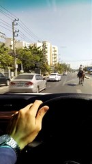 Elle est ou la voie reservée aux chevaux?