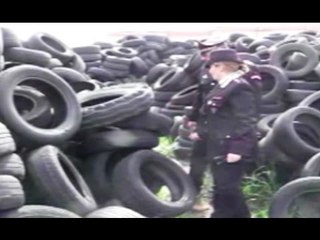 Villa Literno (CE) - Sequestrata mega discarica di pneumatici (28.03.17)