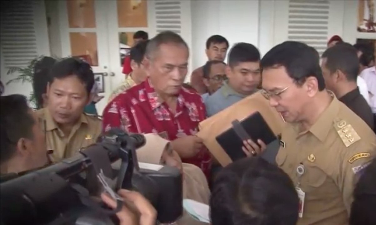 Angket untuk Ahok