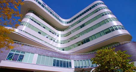 Un tétraplégique retrouve l'usage de son bras et de sa main, une "première" médicale