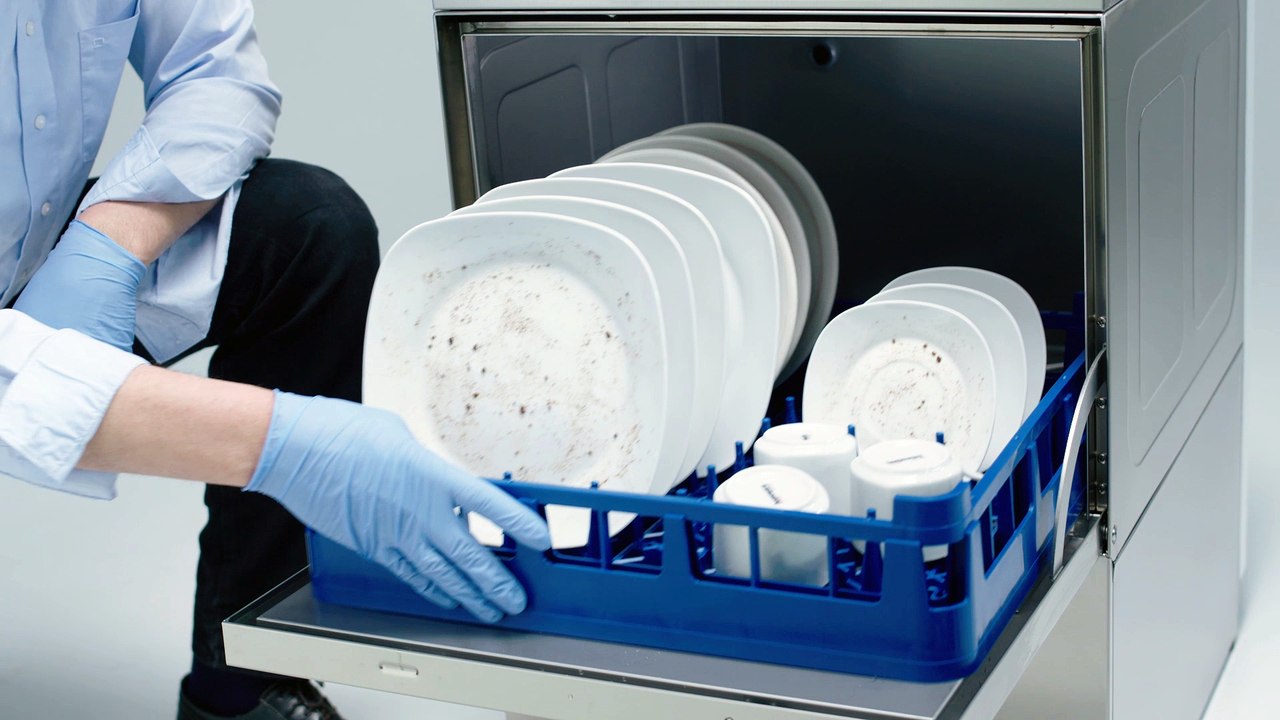 Einbauspülmaschine, Salz nachfüllen Classeq D500WS ,Warnleuchte rot