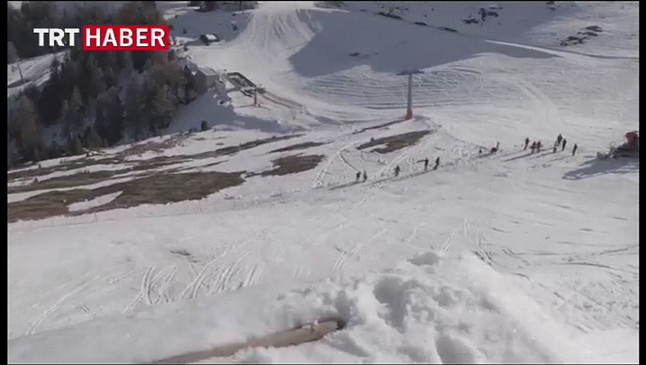 Yer çekimine meydan okudu