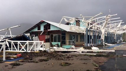 Ciclone Debbie causa destruição na Austrália