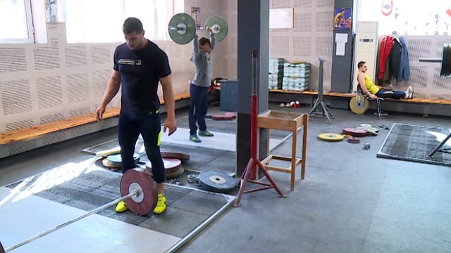 Националният отбор по вдигане на тежести се подготвя за Европейското в Сплит