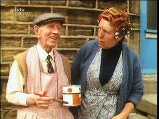 Last Of The Summer Wine S09e07 Set The People Free
