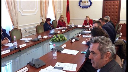 Debatet e Tom Doshit me Pandeli Majkon dhe Vasilika Hysin