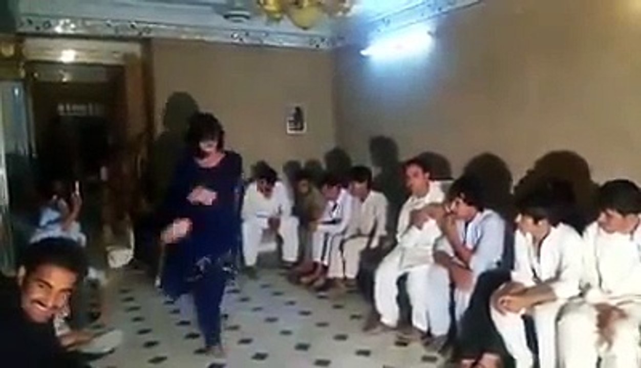 Pashto New Local Sexy Dance 2017 Nadia Gul Sexy Videos