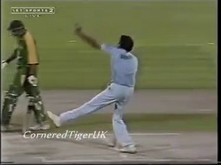 Pakistan V India 1999 Sharjah Cup Final Clips