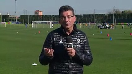 Dani Alves na treningu Juventusa