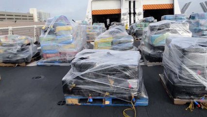 16 t de cocaína valorada en 420 millones. La Guardia Costera de EE.UU. muestra sus últimas capturaa
