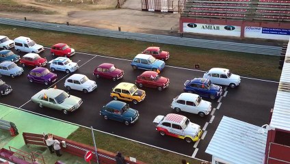 EN EL CIRCUITO DE ALBACETE 2017 (ASOCIACION ALBACETEÑA DE SEAT 600)