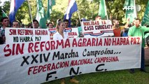 Campesinos marchan en Asunción en reclamo de reforma agraria
