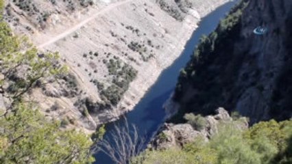 Yavru Keçiyi Kurtarmak İçin Seferber Oldular