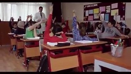 ALLAH BU ÇOCUK GİBİ UYANIK OLMAYI NASİP ETSİN CÜMLEMİZİN ÇOCUKLARINI...