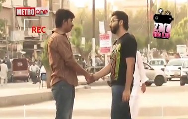 Meri Pic Lay Do Mobile Main Prank - Funny Pranks 2017