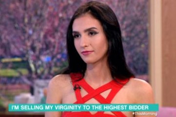 18 Yaşındaki Rumen Kız Bekaretini 9 Milyon TL'ye Sattı