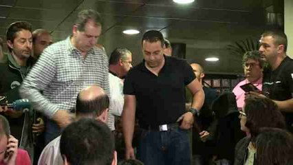 Principio de acuerdo entre estibadores y patronal sin el apoyo del Gobierno