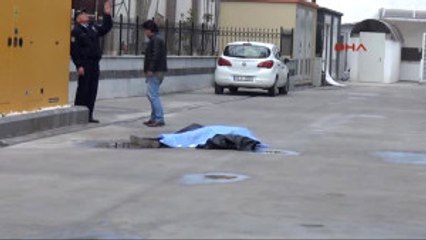 Manisa Iş Merkezinden Ölüme Atladı