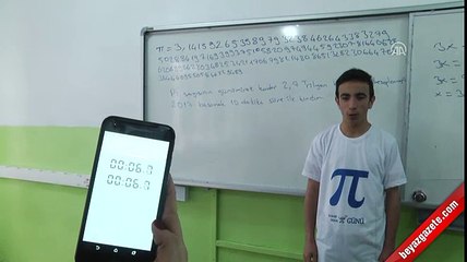 Pi sayısının 2017 basamağını 11 dakikada okuyarak rekor kırdı