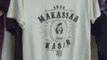 Kaus Unik Bergambar Kata-Kata Lokal di Makassar