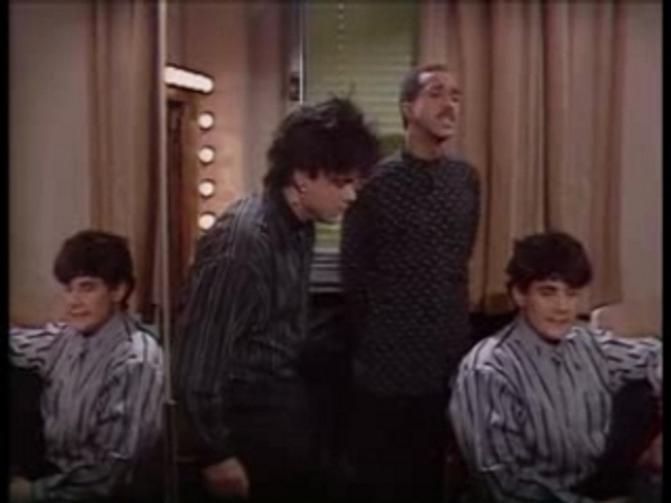 Les Inconnus - Isabelle a les yeux bleus