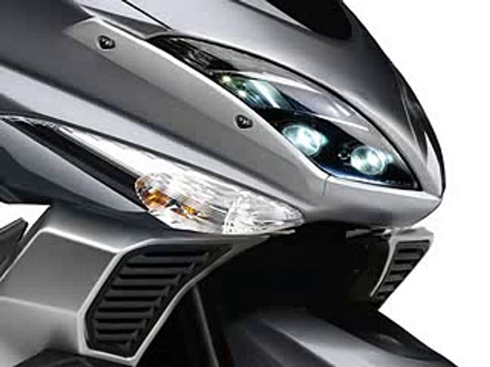 Yamaha T-Max 750 cc Anteprima - In Arrivo Nel 2017
