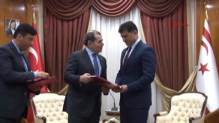 Galatasaray Kulübü Başkanı Özbek KKTC'de Temaslarda Bulunuyor