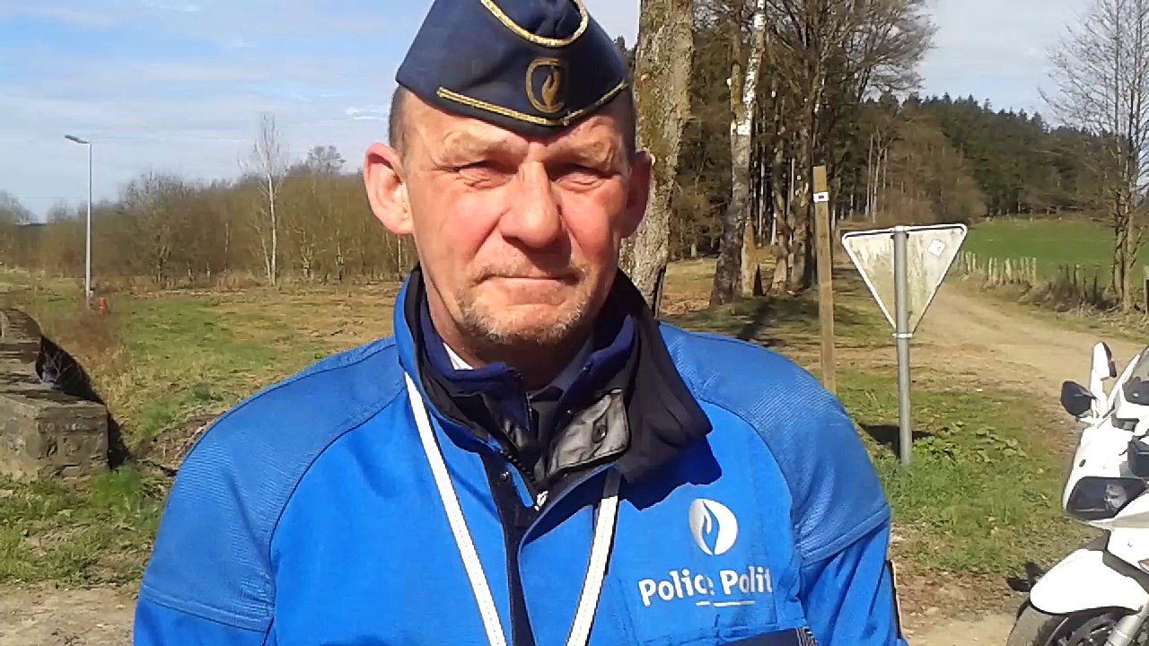 Daniel De Neve, officier de la circulation à la zone de police Famenne Ardenne parle des aménagements à Gouvy