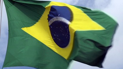 Governo corta gastos para fechar rombo no orçamento