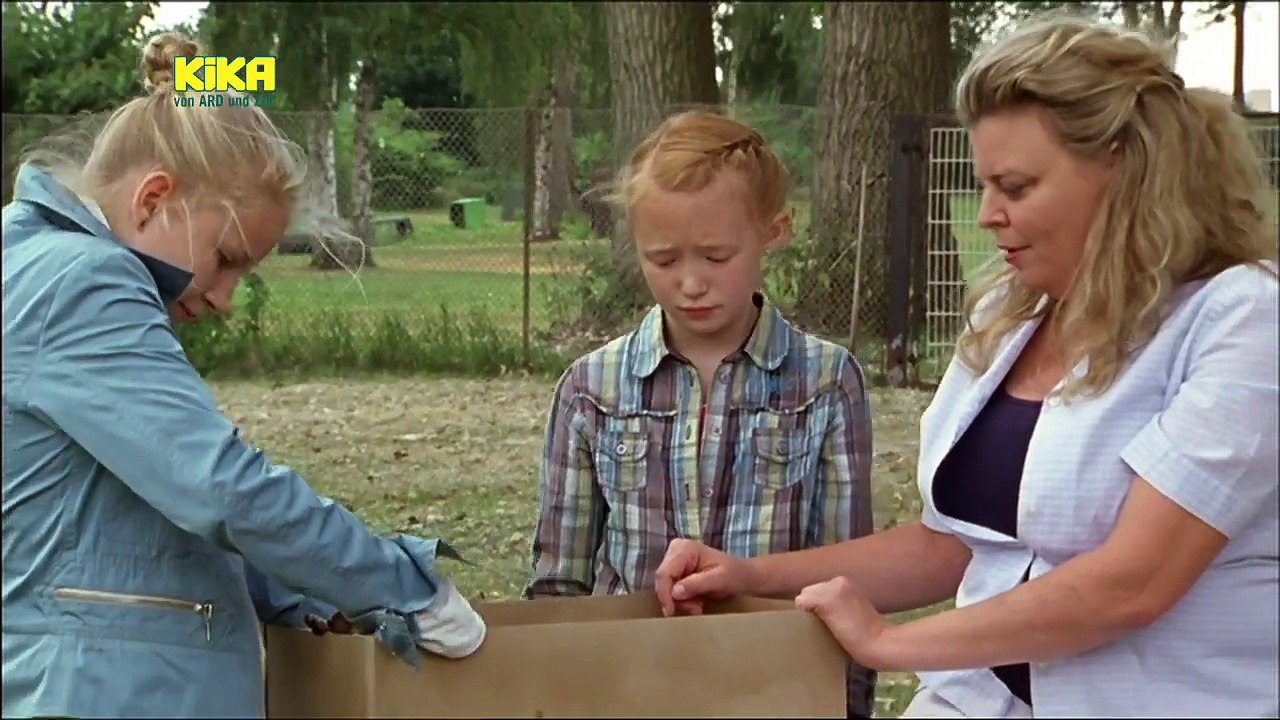 Die Pfefferkörner - Staffel 08 Episode 07 (Folge 98) - Wühltisch-Welpen - Teil 1