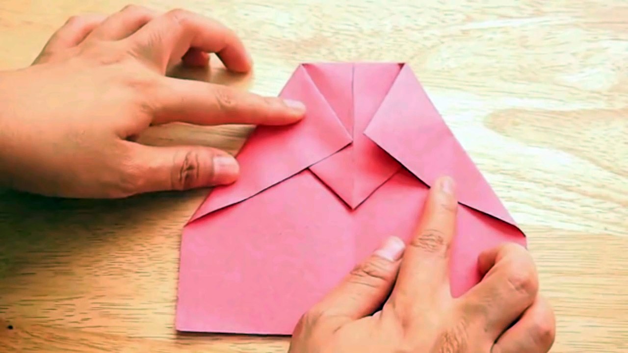 Tuto Avion En Papier Qui Vole Bien Et Longtemps Comment Faire Un Avion En Papier Qui Vole Très Bien Et Longtemps Facile -  Vidéo Dailymotion