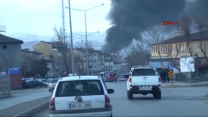 Erzurum'da 7 Katlı Apartmanda Yangın Paniği