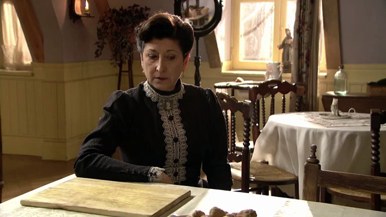 Una vita Giovedì 30 marzo - PUNTATE INTERE MEDIASET ON DEMAND