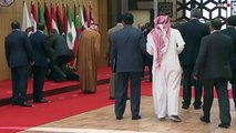 Lebanese President falls at the Arab League Summit