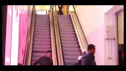 【おもしろドッキリ】堂々とオナラをぶちかましてみる！反応は？【海外爆笑ドッキリ ハプニングまとめ】