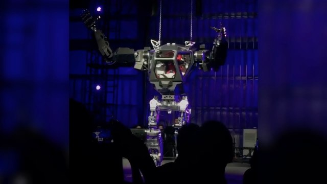 Amazon CEO Jeff Bezos becomes Bezosbot and it's pretty epic
