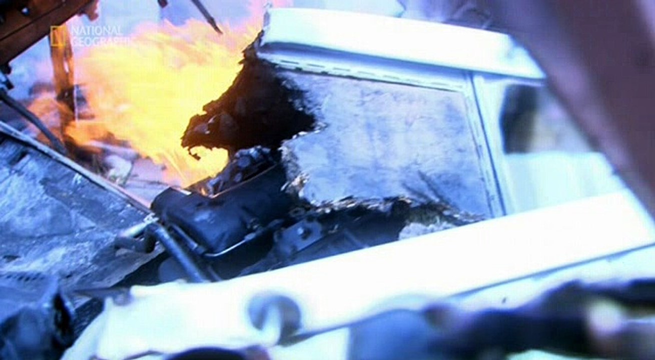 Alarm im Cockpit  S10E04 - Sturz durch Eis und Wind