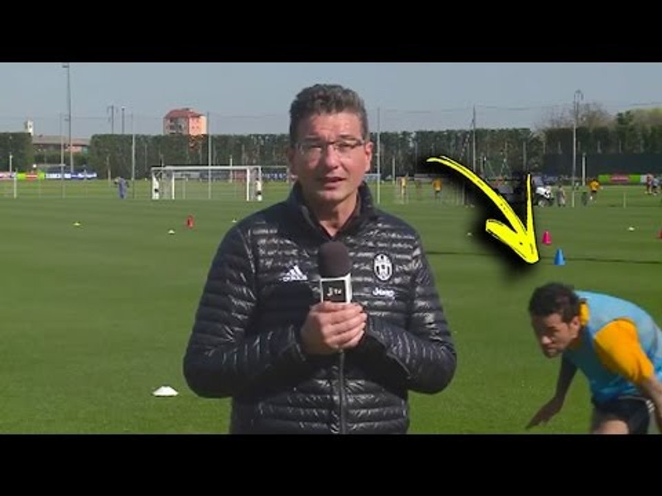 Daniel Alves dá susto ao vivo em apresentador da Juventus - Daniel Alves dà ospite spavento in diretta Juventus Football