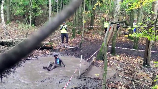 Un petit bain de boue ?