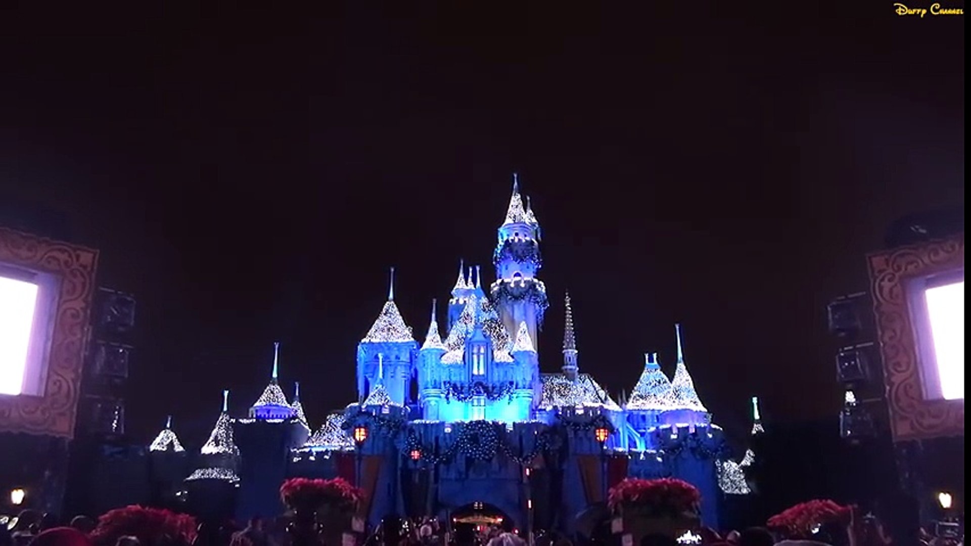 ºoº カリフォルニア ディズニーランド 眠れる森の美女の城 イルミネーション点灯セレモニー 17 Disneyland Sleeping Beauty Castle Illuminations Video Dailymotion