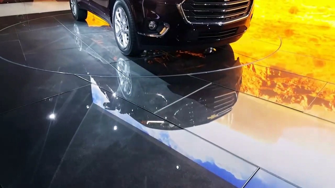 2018 Chevrolet Traverse Detroit Auto Show-H9C