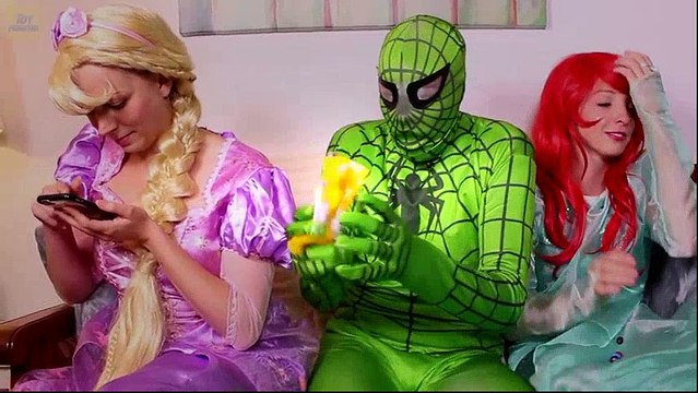 Frozen Elsa & Spiderman TOILET PRANK! w/ Joker Maleficent Princess Anna Rapunzel Toys! Superhero IRL