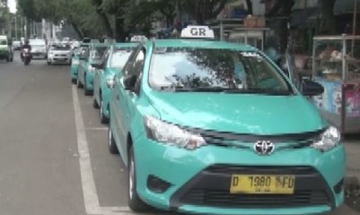 Aliansi Angkot Jabar Desak Pergub Taksi "Online"