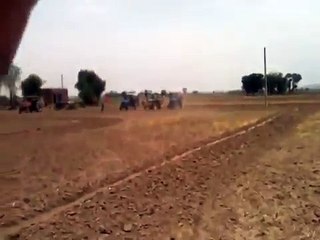 Punjabi Tractor Race John Deer vs Sonalika Tractor 2016
