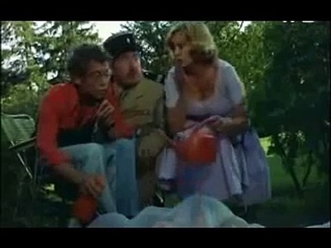 Darry Cowl & Jean-Michel Defaye - Arrête ton char.bidasse! - 1977 Unreleased OST - Main Th part 2/5