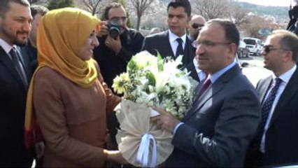 Bakan Bozdağ, "Abd Büyükelçiliği Kaç Türk Vatandaşını Vizeniz İptal Diye Aradı"