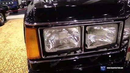 2016 ZIL 41041 - Exterior and Interior Wa