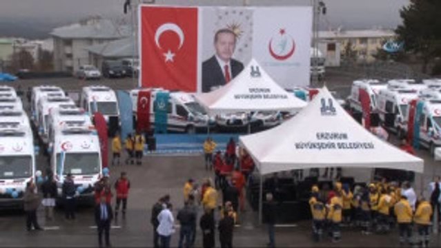 Sağlık Bakanı Recep Akdağ, Ambulans Dağıtım Törenine Katıldı