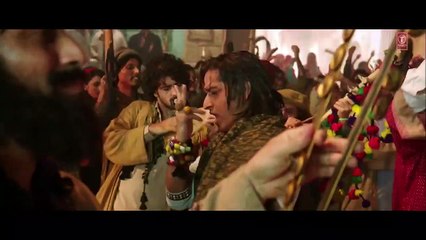 kartina kaif ka zabardast maal ha video dakh lain khud pata chal jaya ga