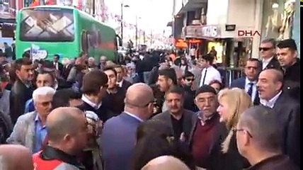 Bakan Eroğlu'nun programında soru gerginliği